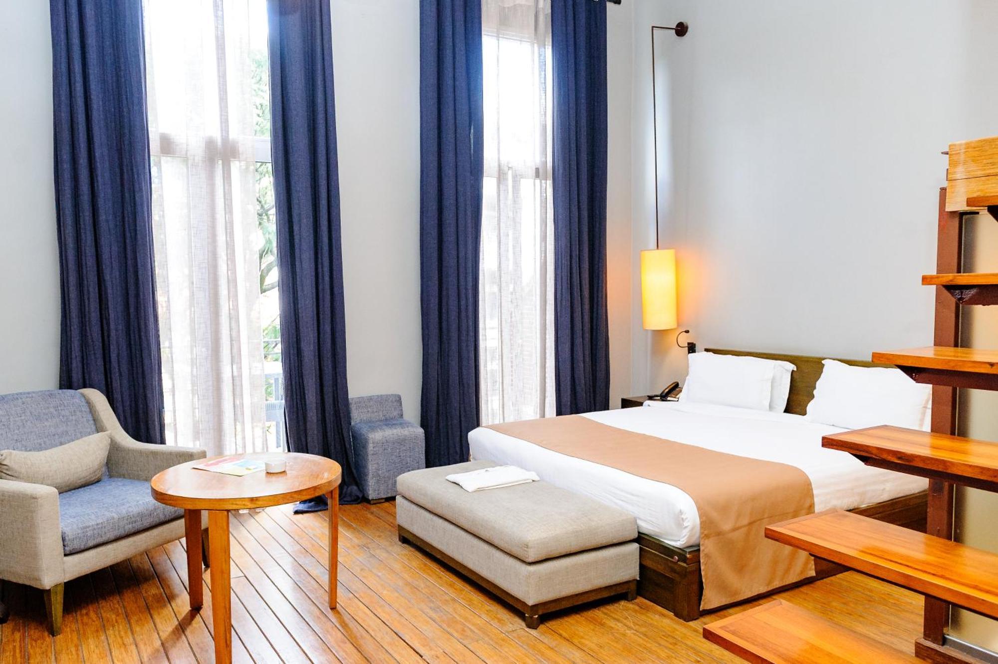 Le Louvre Hotel & Spa Antananarivo Bagian luar foto